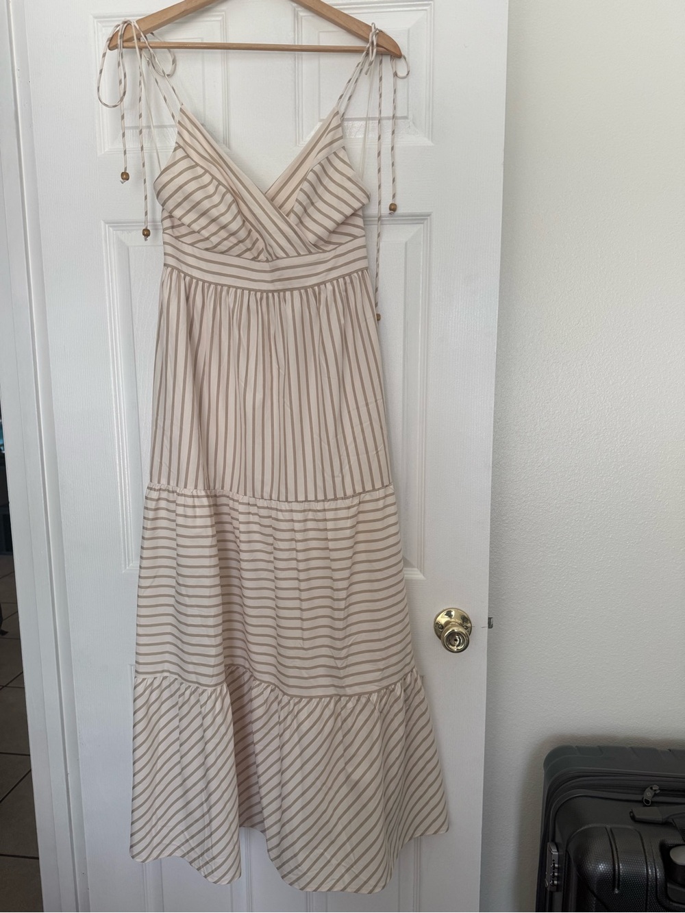 Lovelo summer maxi dress with strap detail small